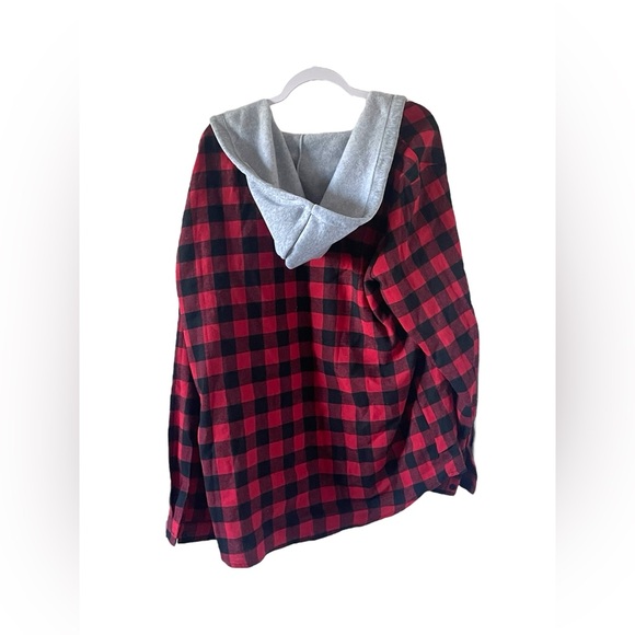 Red/Black Plaid Button up Shacket - Picture 2 of 4